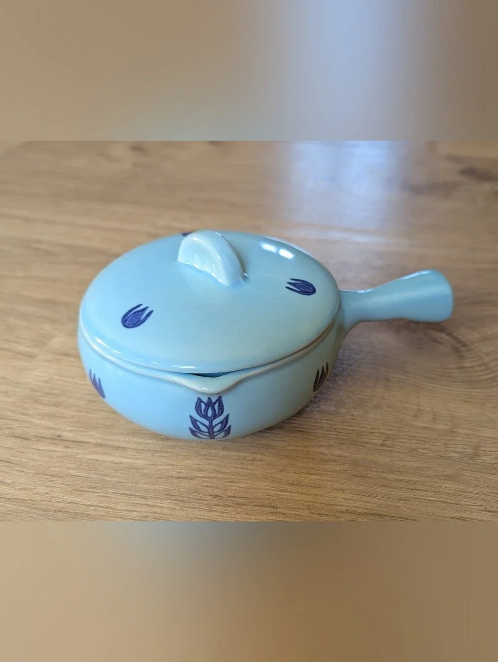Vintage Cronin Blue Tulip Casserole Dish